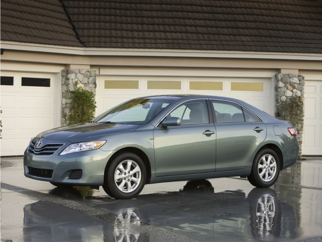 BUY TOYOTA CAMRY 2011 SE, Local Autos Online LLC